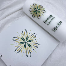 Load image into Gallery viewer, PÁFUGL - kerti+bók <br> <small>Grænt, eplagrænt og gull </small>