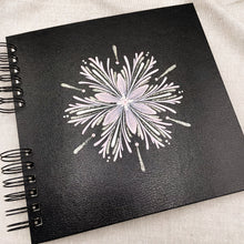 Load image into Gallery viewer, PÁFUGL - kerti+bók <br> <small>Antíkbleikt og antíksilfur </small>