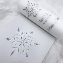 Load image into Gallery viewer, ÍSLANDSSÓL - kerti+bók <br> <small>Hvítt og silfur </small>