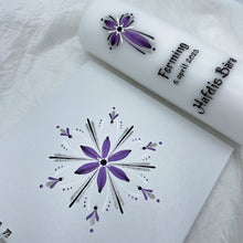 Load image into Gallery viewer, ÍSLANDSKLUKKA - kerti+bók <br> <small>Fjólublátt, svart og silfur</small>