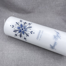 Load image into Gallery viewer, ÍSLANDSKLUKKA - kerti+bók <br> <small>Dökkblátt, hvítt og silfur </small>