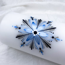 Load image into Gallery viewer, ÍSLANDSKLUKKA<br><small>Ljósblátt, dökkblátt og silfur<br></small>