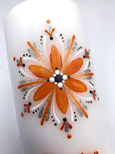 Load image into Gallery viewer, ÍSLANDSKLUKKA - kerti+bók <br> <small>Appelsínugult, svart og silfur </small>