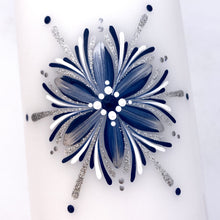 Load image into Gallery viewer, GEISLASÓL<br><small>Dökkblátt, silfur og hvítt<br></small>