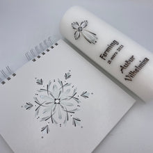 Load image into Gallery viewer, ÍSLANDSSÓL - kerti+bók <br> <small>Hvítt, dökkgrátt og silfur </small>