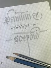 Load image into Gallery viewer, BLACKLETTER SKRAUTSKRIFT<br>LIVE NETNÁMSKEIÐ<br>fyrir byrjendur<br><small>16. okt., 23. okt. og 6. nóv. 2025</small>