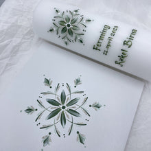 Load image into Gallery viewer, ÍSLANDSSÓL - kerti+bók <br> <small>Eucolyptus grænt og silfur</small>