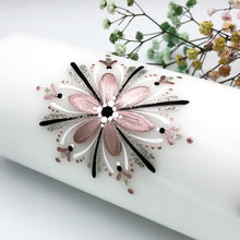 Load image into Gallery viewer, ÍSLANDSKLUKKA - kerti+bók <br> <small>Antíkbleikt, svart, hvítt og antíksilfur </small>