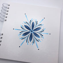 Load image into Gallery viewer, GEISLASÓL - kerti+bók <br> <small>Dökkblátt, túrkís og silfur </small>