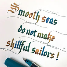 Load image into Gallery viewer, BLACKLETTER SKRAUTSKRIFT<br>LIVE NETNÁMSKEIÐ<br>fyrir byrjendur<br><small>16. okt., 23. okt. og 6. nóv. 2025</small>