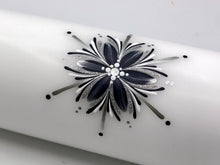 Load image into Gallery viewer, GEISLASÓL<br><small>Svart og silfur<br></small>