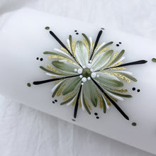 Load image into Gallery viewer, GEISLASÓL<br><small>Ólífugrænt, svart og gull<br></small>l