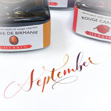 Load image into Gallery viewer, MODERN CALLIGRAPHY<br>LIVE NETNÁMSKEIÐ<br>fyrir byrjendur<br><small>Hefst 20. mars 2025</small>