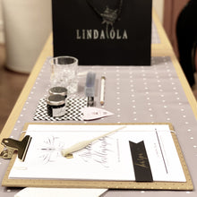 Load image into Gallery viewer, MODERN CALLIGRAPHY<br>LIVE NETNÁMSKEIÐ<br>fyrir byrjendur<br><small>Hefst 20. mars 2025</small>