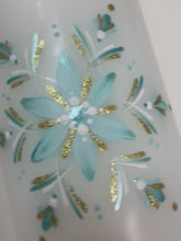 Load and play video in Gallery viewer, ÍSLANDSSÓL<br><small>Ljós sægrænn, hvítt og gull<br></small>