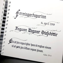 Load image into Gallery viewer, gestabók myndaalbúm handmálað tilefni ferming skírn brúðkaup skrautritun skrautskrift skrautskrifað skrautritað fallegt útskrift stúdent