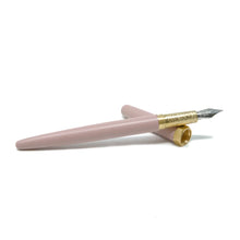 Load image into Gallery viewer, THE BRUSH SATIN BLEKPENNI<br>Fine oddur<br><small>Lady Rose</small>