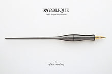 Load image into Gallery viewer, MOBLIQUE 2-in-1 PENNASTÖNG<br><small>Moonlight shadow </small>