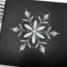 Load image into Gallery viewer, ÍSLANDSSÓL - kerti+bók <br> <small>Hvítt, dökkgrátt og silfur </small>