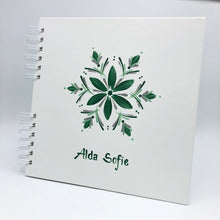 Load image into Gallery viewer, MERKING Á BÓKARKÁPU<br>Handmálað<br><small>1 lína miðjuð </small>