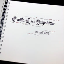 Load image into Gallery viewer, skrautritun calligraphy lettering gothic blackletter skrautskrift gestabók ferming skírn útskrift stúdent viðburðir tilefni