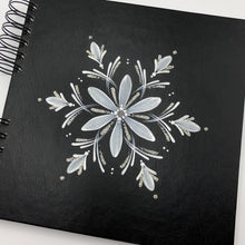 Load image into Gallery viewer, ÍSLANDSSÓL<br> <small> Hvítt og silfur </small>