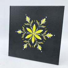 Load image into Gallery viewer, ÍSLANDSSÓL <br> <small>Gult, hvítt og silfur</small>