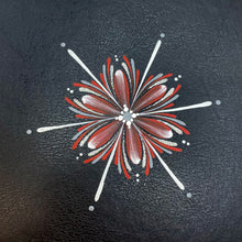 Load image into Gallery viewer, GEISLASÓL <br> <small>Rautt, hvítt og silfur </small>