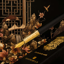 Load image into Gallery viewer, THE BRUSH BLEKPENNI-LIMITED EDITION<br>Fine oddur - Gold<br><small>Shangri-La Hotels</small>