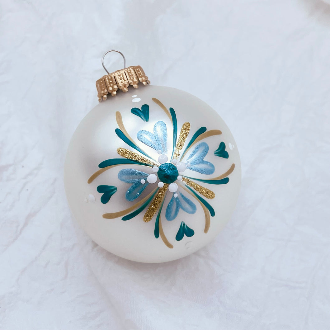 JÓLAKÚLA 2025<BR>Ást<br>