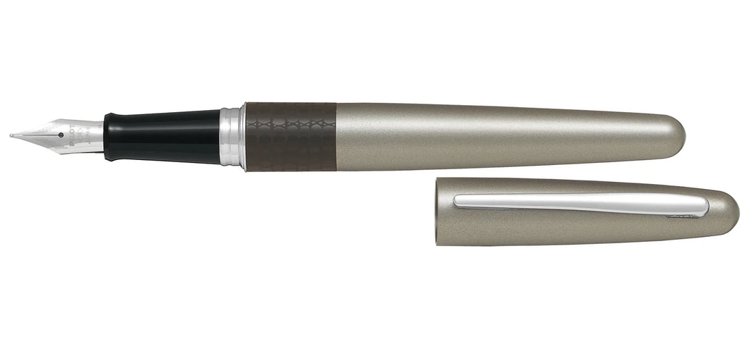 PILOT Metropolitan blekpenni<br>Medium oddur<br><small>Lizzard</small>